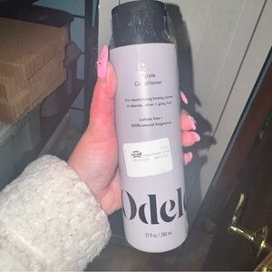 Odele Purple conditioner